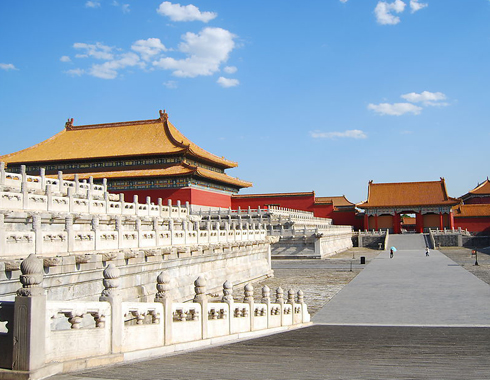 See the splendor of life in the courts of the Ming and Qing dynasties at the Forbidden City.

