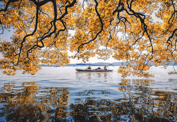 5-Day Shanghai, Hangzhou and Suzhou Bullet Train Tour