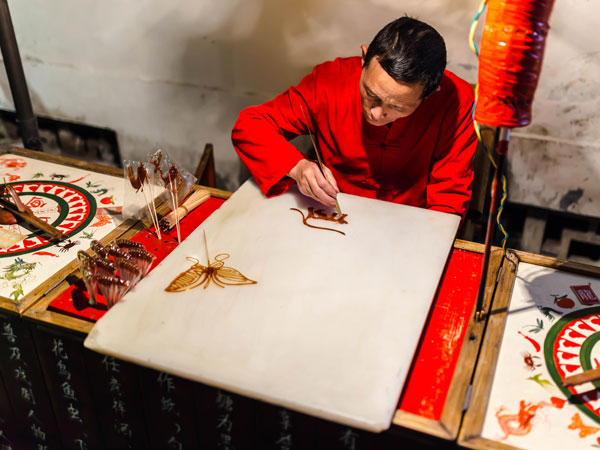 Sugar Painting on the Street