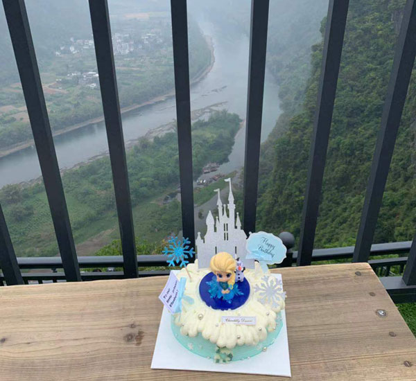 One Night in the Snowfield