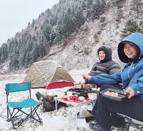 One Night in the Snowfield