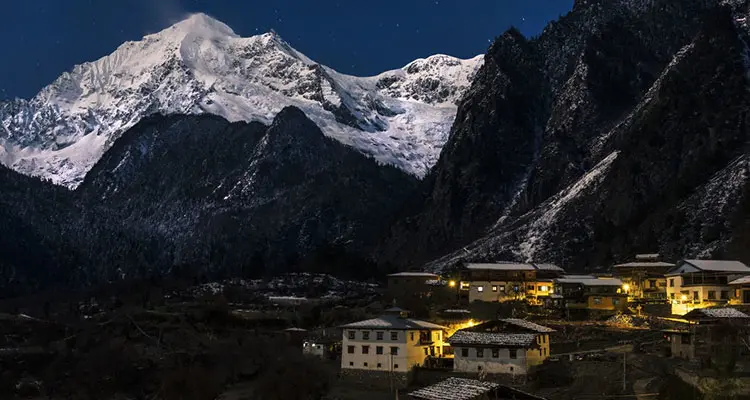 The hotel in Yubeng