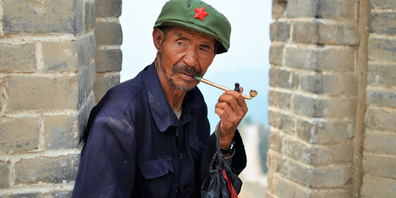 An old man on the Great Wall