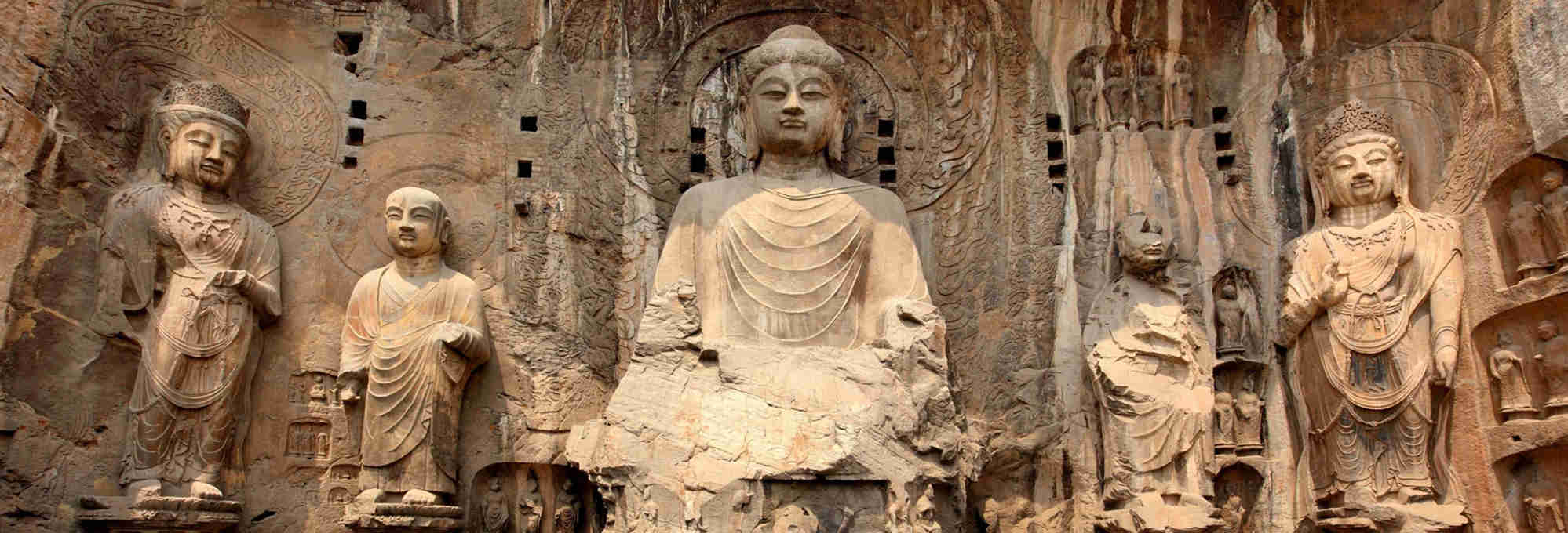 One-day Luoyang Longmen Grottoes and White Horse Temple Private Tour