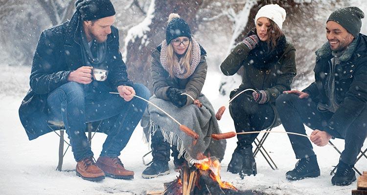 have a BBQ in snowy forest