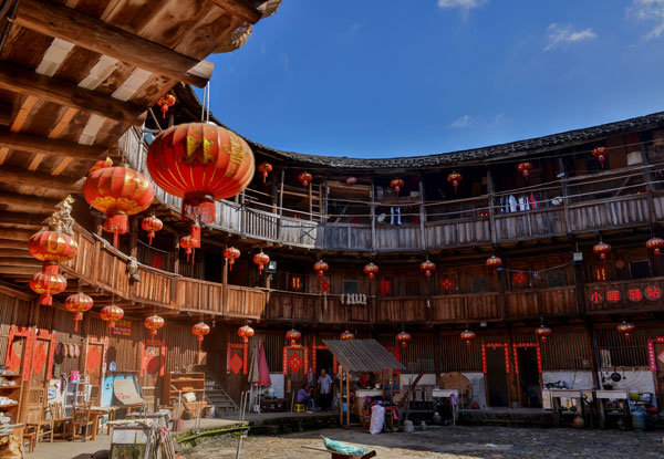 tulou with the red lanterns