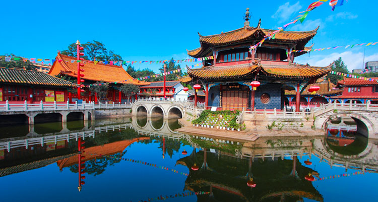 Visit the Earliest Guanyin Temple with 1,200 Years of History