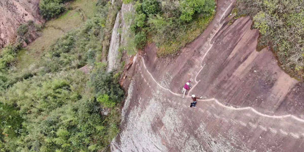 Ironroad at Hongyanling