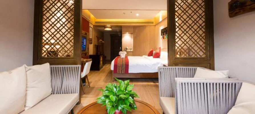 hotel-the-5th-meteorite-light-year-hotel
