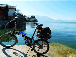 Biking around Dali