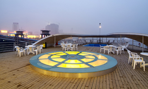 Sun deck